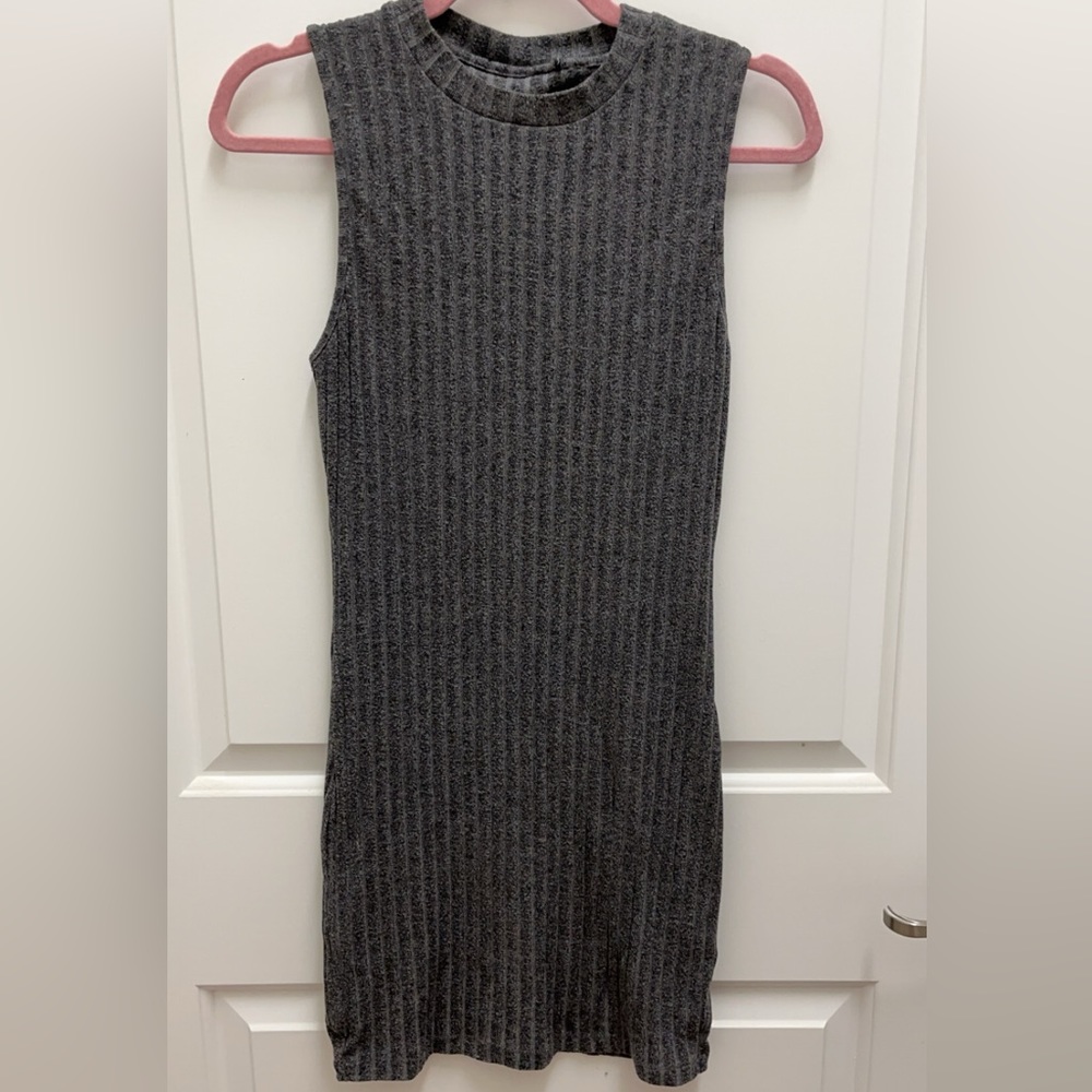 Gray Ribbed Bodycon Dress- Size M - Picture 4 of 4